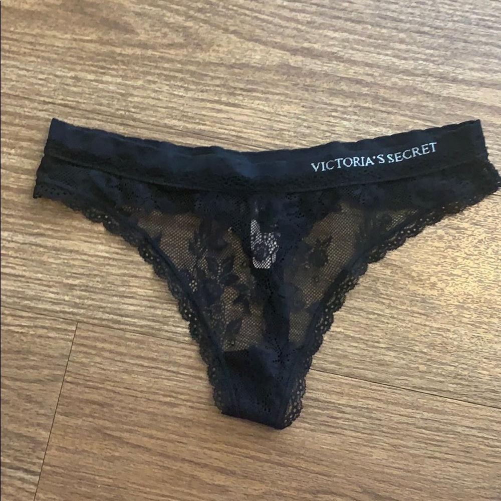 Victoria’s Secret Thong with Tags